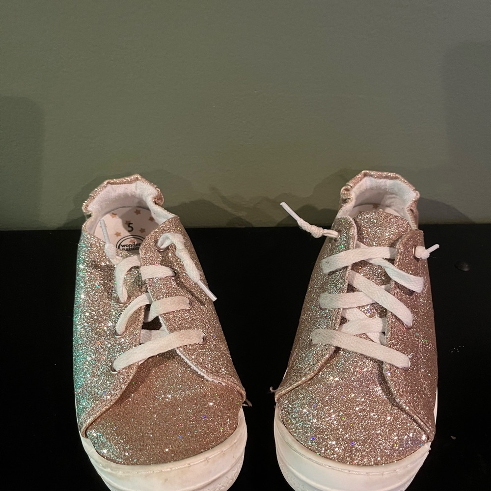 Wonder Nation Sparkly Gold Kids Sneakers - Size 5